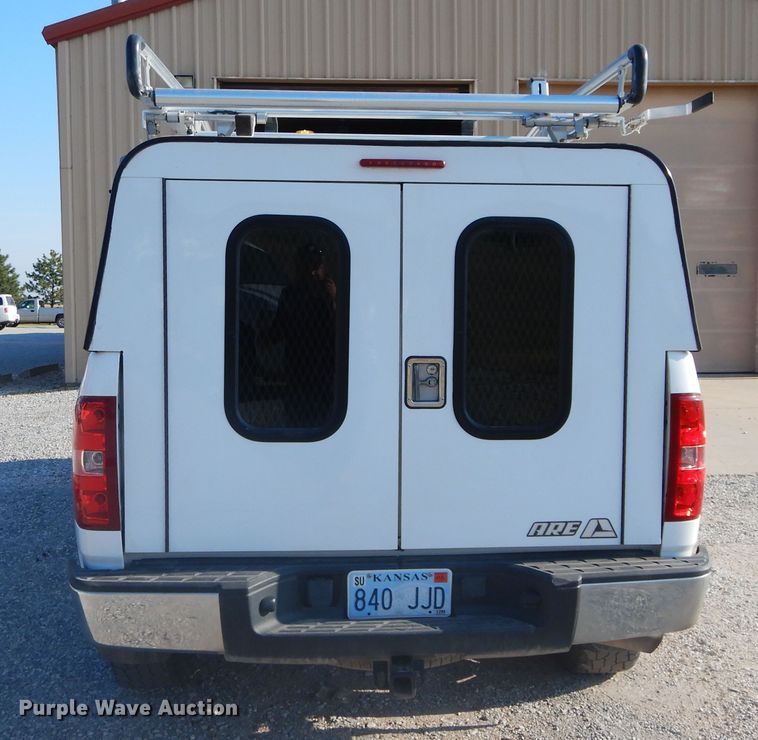 image for item FI9963 2011 Chevrolet Silverado 1500 Crew Cab pickup truck