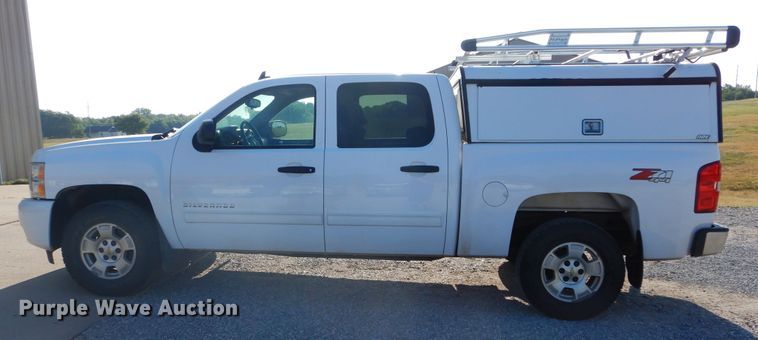 image for item FI9963 2011 Chevrolet Silverado 1500 Crew Cab pickup truck