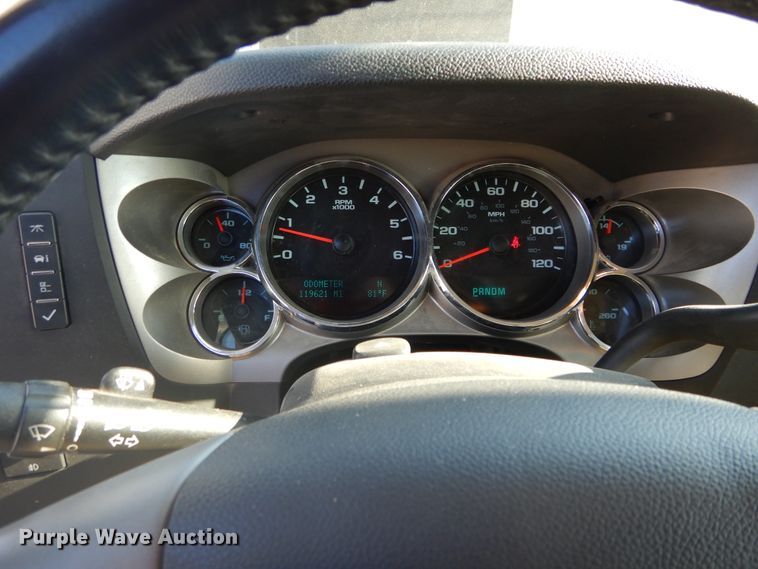 image for item FI9963 2011 Chevrolet Silverado 1500 Crew Cab pickup truck