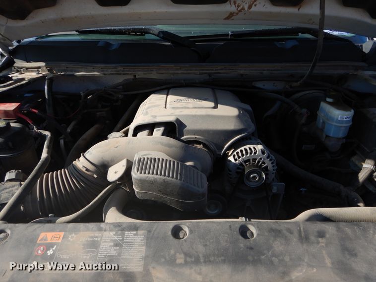 image for item FI9963 2011 Chevrolet Silverado 1500 Crew Cab pickup truck