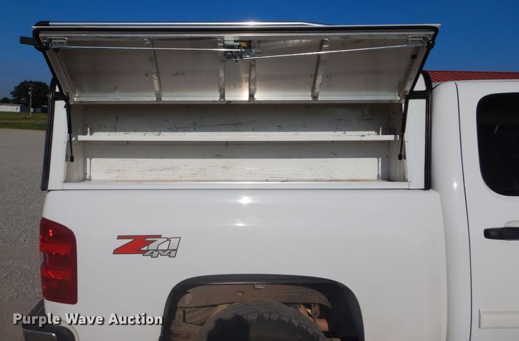 image for item FI9963 2011 Chevrolet Silverado 1500 Crew Cab pickup truck