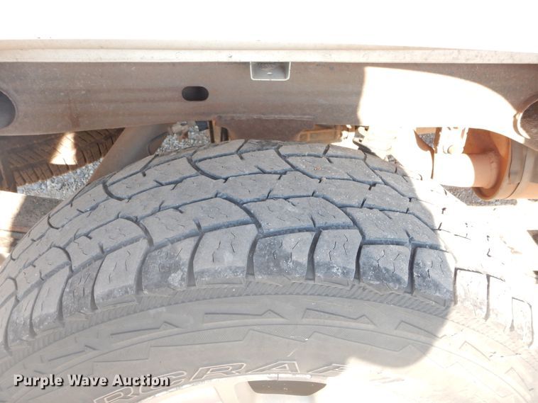 image for item FI9963 2011 Chevrolet Silverado 1500 Crew Cab pickup truck