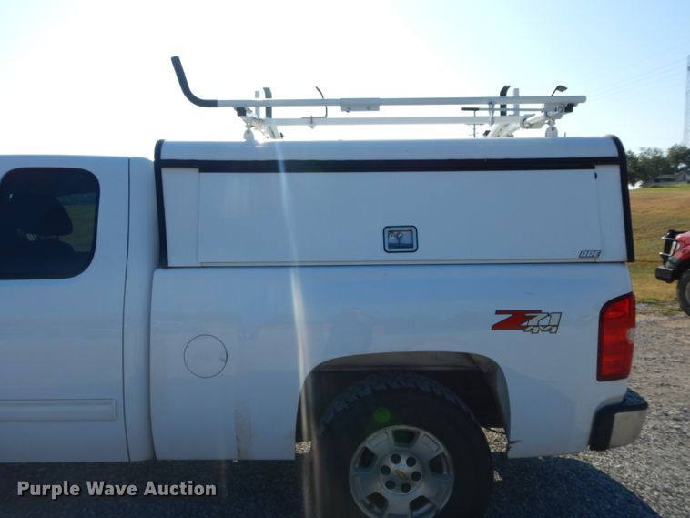 image for item FI9964 2010 Chevrolet Silverado 1500 Ext. Cab pickup truck