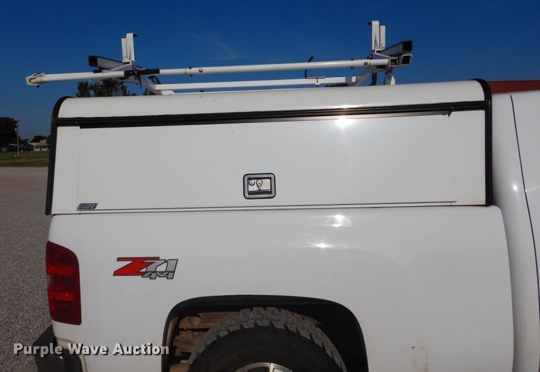 image for item FI9964 2010 Chevrolet Silverado 1500 Ext. Cab pickup truck