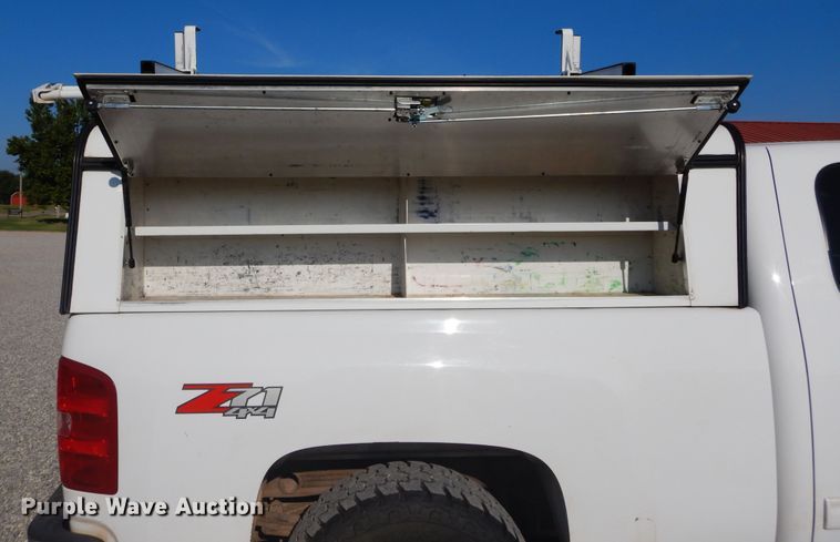 image for item FI9964 2010 Chevrolet Silverado 1500 Ext. Cab pickup truck