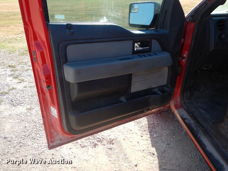 image for item FI9965 2013 Ford F150 SuperCab pickup truck