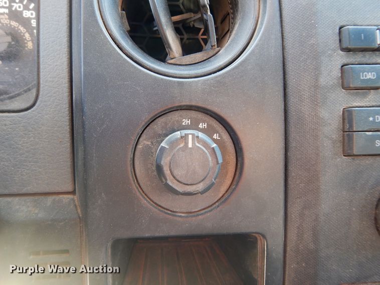 image for item FI9965 2013 Ford F150 SuperCab pickup truck