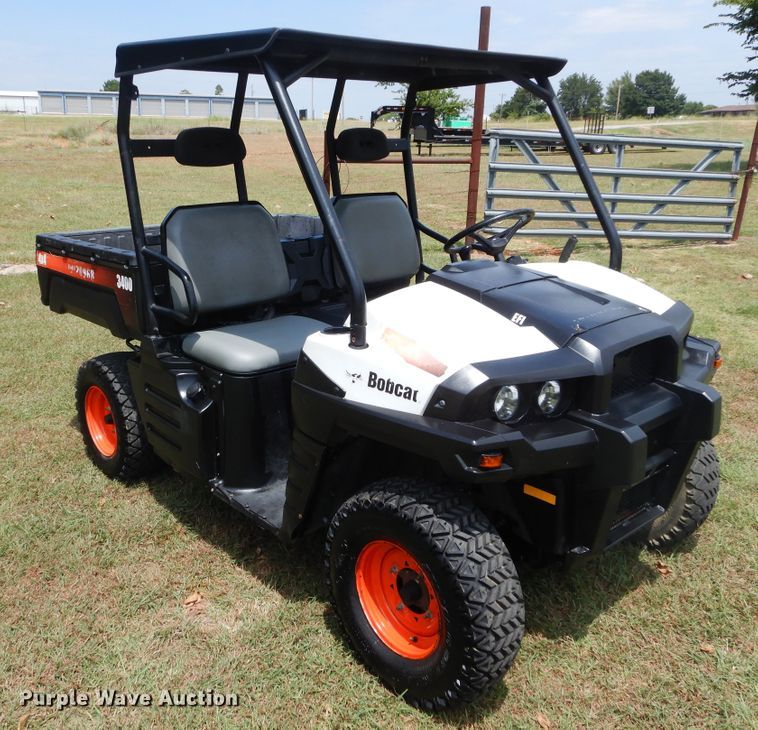 image for item FI9983 2013 Bobcat 3200 utility vehicle