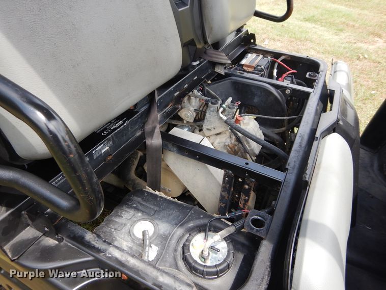 image for item FI9983 2013 Bobcat 3200 utility vehicle