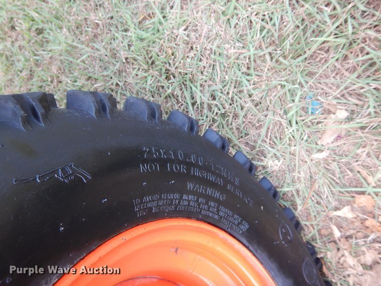 image for item FI9983 2013 Bobcat 3200 utility vehicle