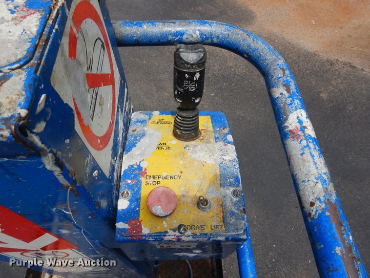 image for item FI9984 Up Right TM12 vertical lift