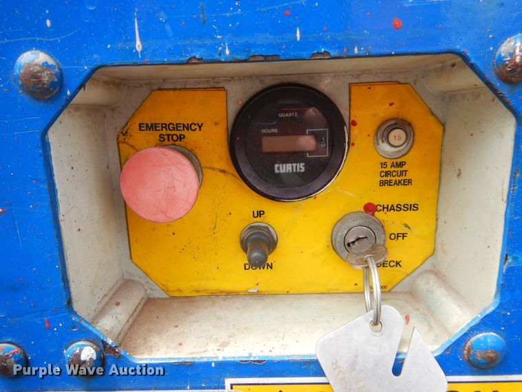 image for item FI9984 Up Right TM12 vertical lift