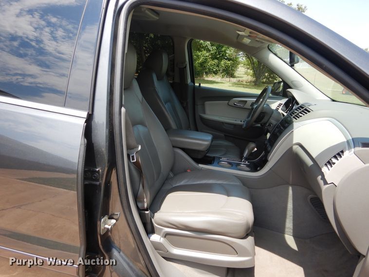 image for item FI9985 2010 Chevrolet Traverse SUV