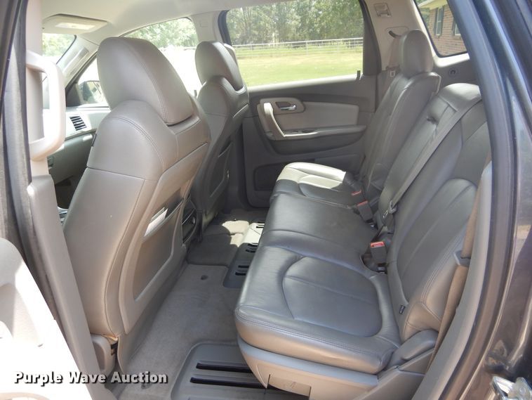 image for item FI9985 2010 Chevrolet Traverse SUV