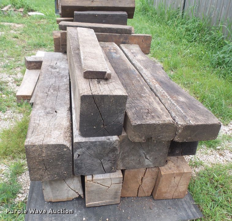 image for item FJ9201 Assorted steel and blocks