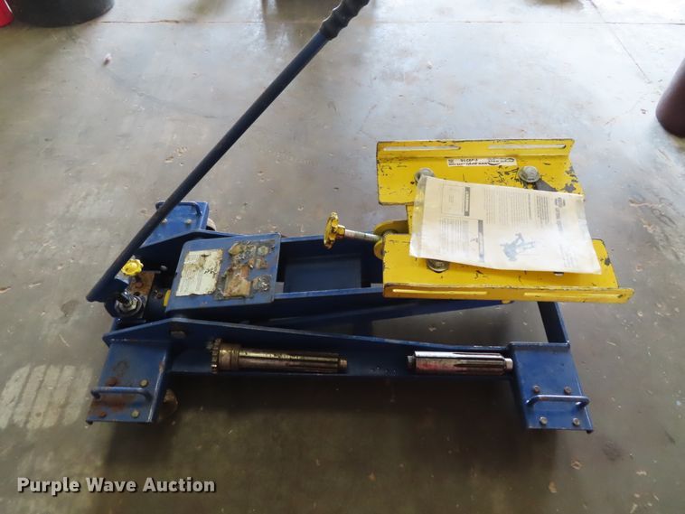 image for item FJ9216 Napa transmission jack