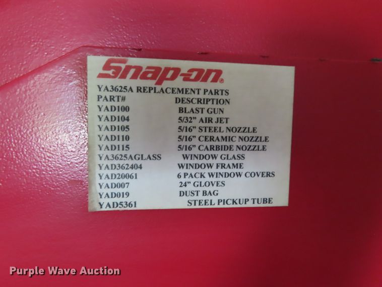 image for item FJ9219 Snap-on YA3625A sandblasting cabinet
