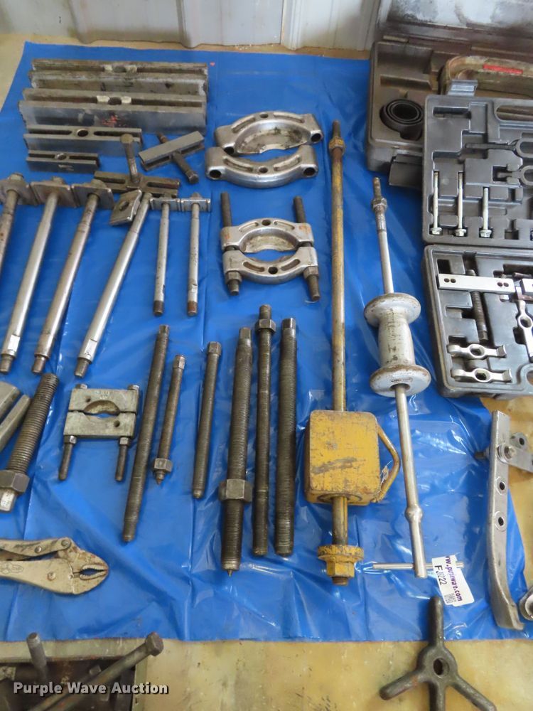 image for item FJ9222 Pullers