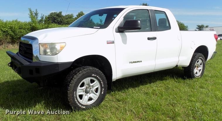 image for item FJ9311 2008 Toyota Tundra SR5 Double Cab pickup truck