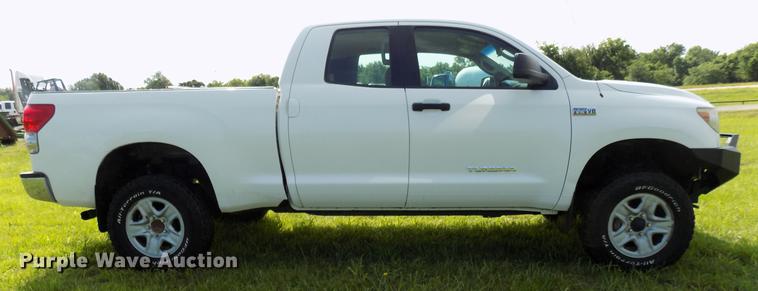 image for item FJ9311 2008 Toyota Tundra SR5 Double Cab pickup truck