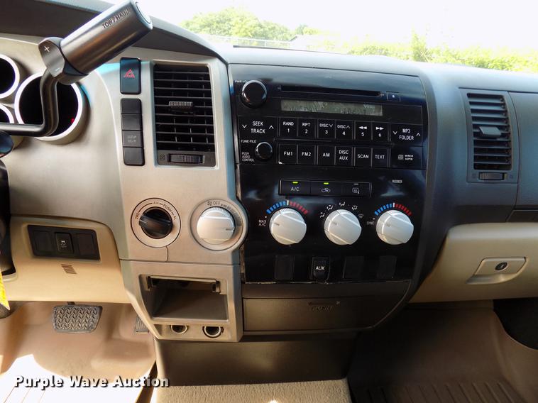 image for item FJ9311 2008 Toyota Tundra SR5 Double Cab pickup truck