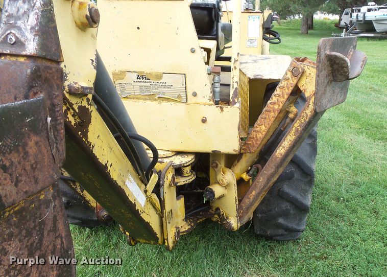 image for item FM9747 Terramite T5C backhoe