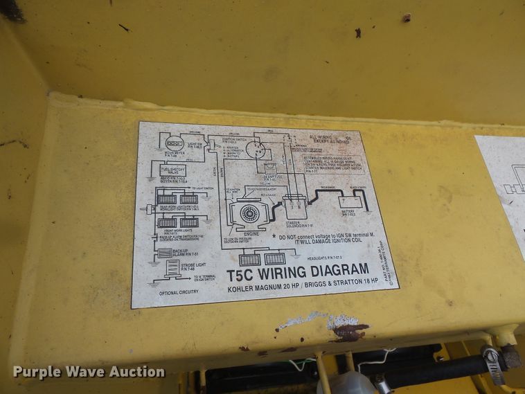 image for item FM9747 Terramite T5C backhoe