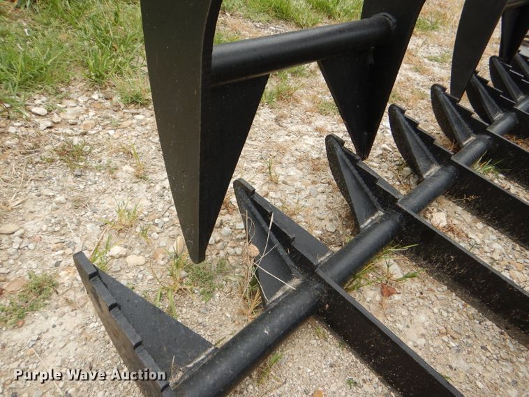 image for item FP9190 Skid steer root grappler