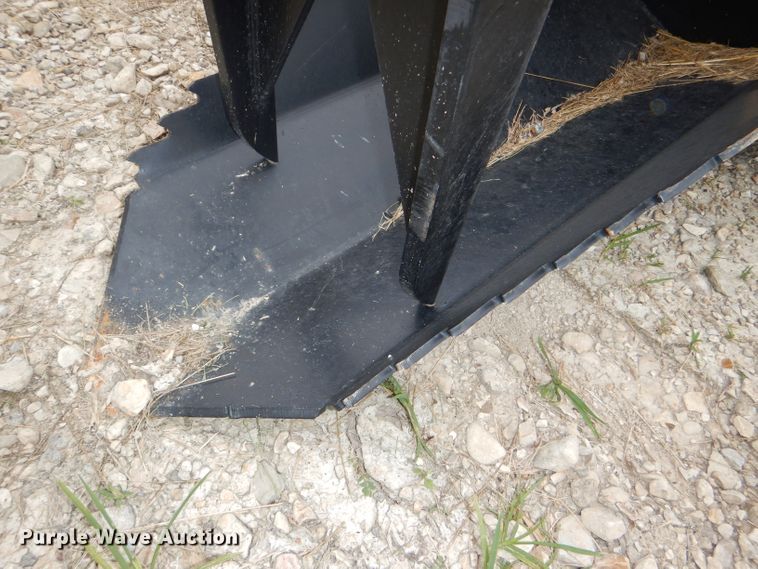 image for item FP9193 Skid steer stump bucket