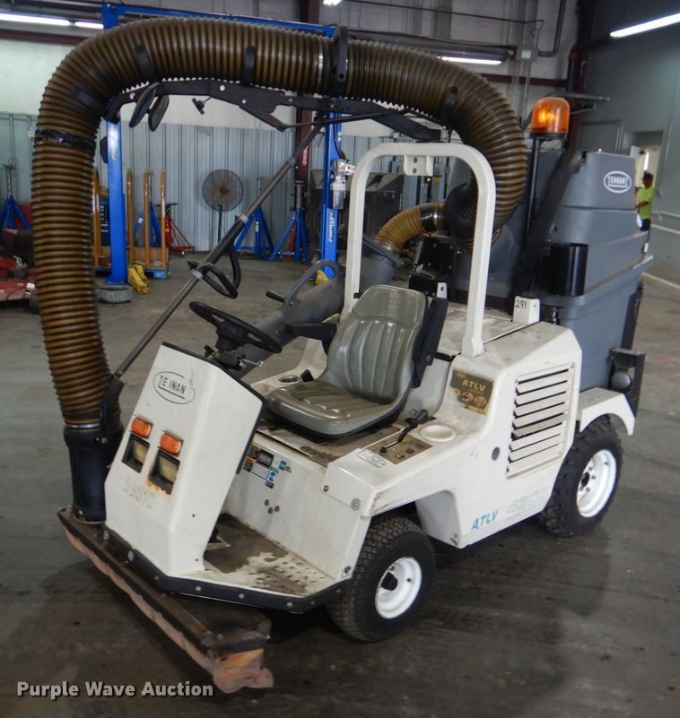 image for item FT9422 Tennant ATLV 4300 sweeper