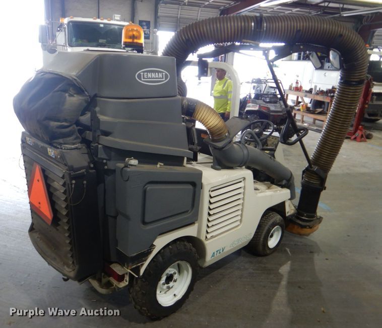 image for item FT9422 Tennant ATLV 4300 sweeper