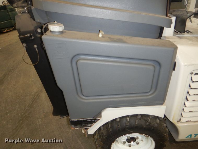 image for item FT9422 Tennant ATLV 4300 sweeper