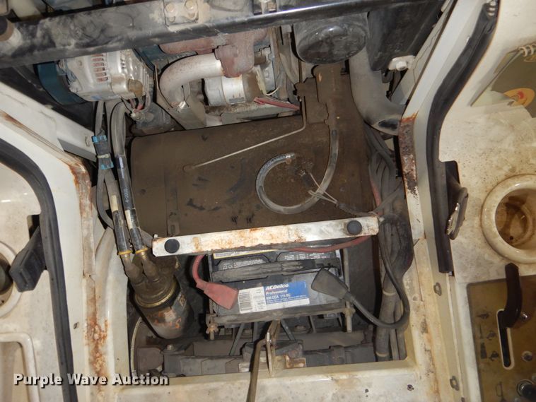 image for item FT9422 Tennant ATLV 4300 sweeper