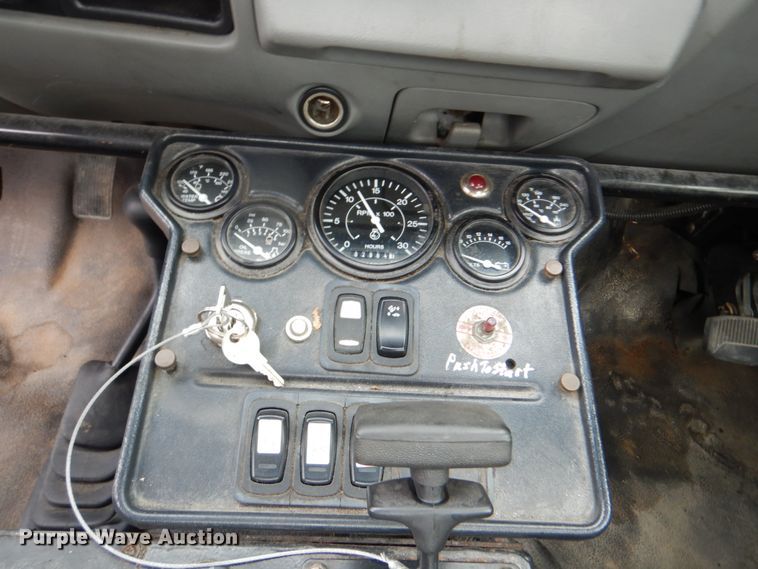 image for item FT9424 2006 Ford F550 flatbed truck