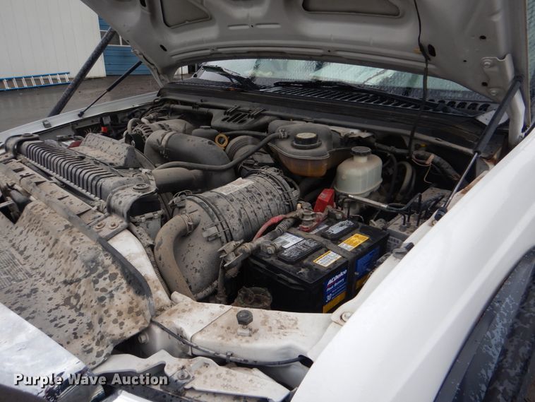 image for item FT9424 2006 Ford F550 flatbed truck