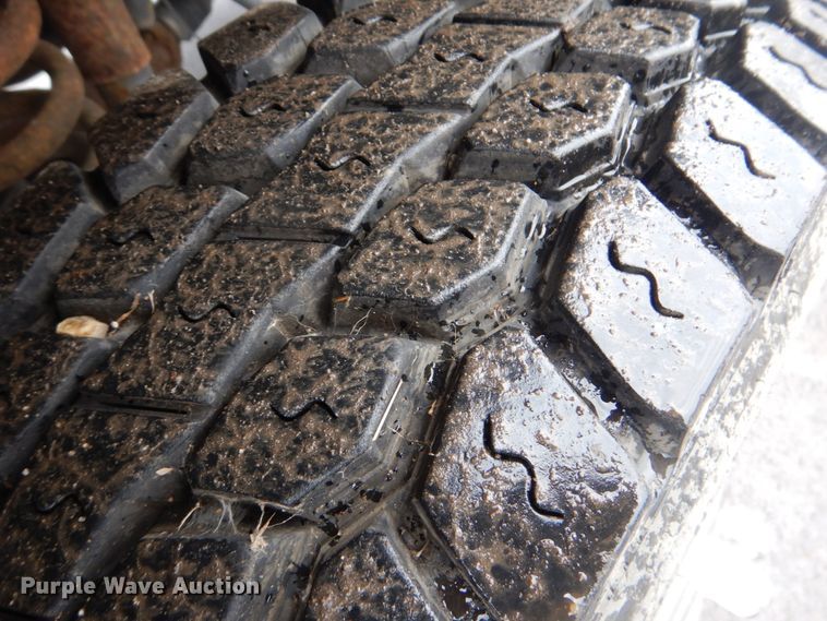 image for item FT9424 2006 Ford F550 flatbed truck