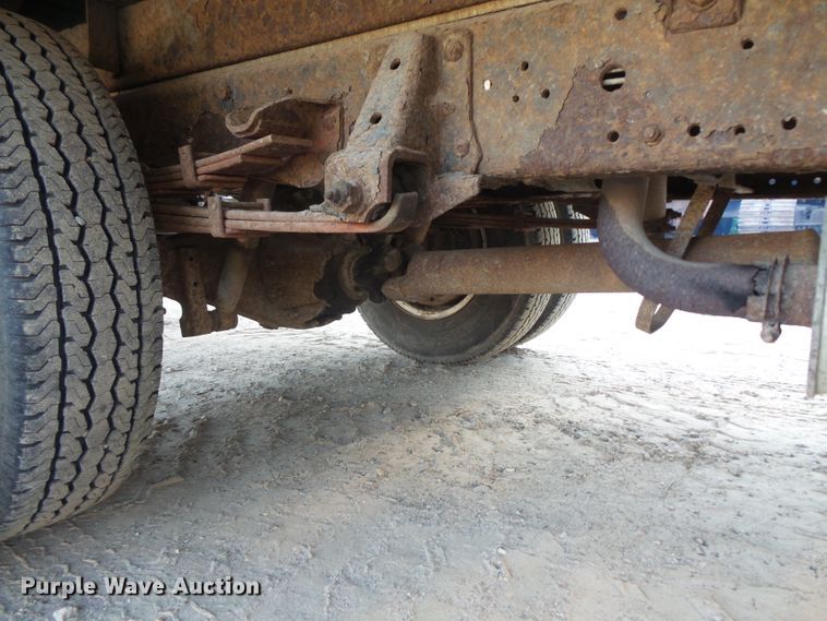 image for item FU9249 1994 Isuzu NPR box truck