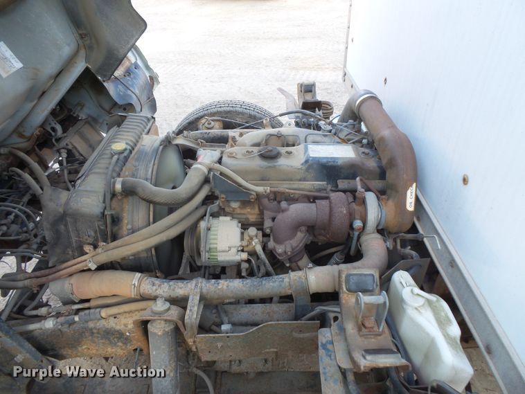 image for item FU9249 1994 Isuzu NPR box truck