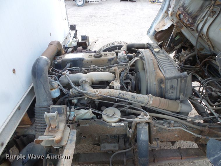 image for item FU9249 1994 Isuzu NPR box truck