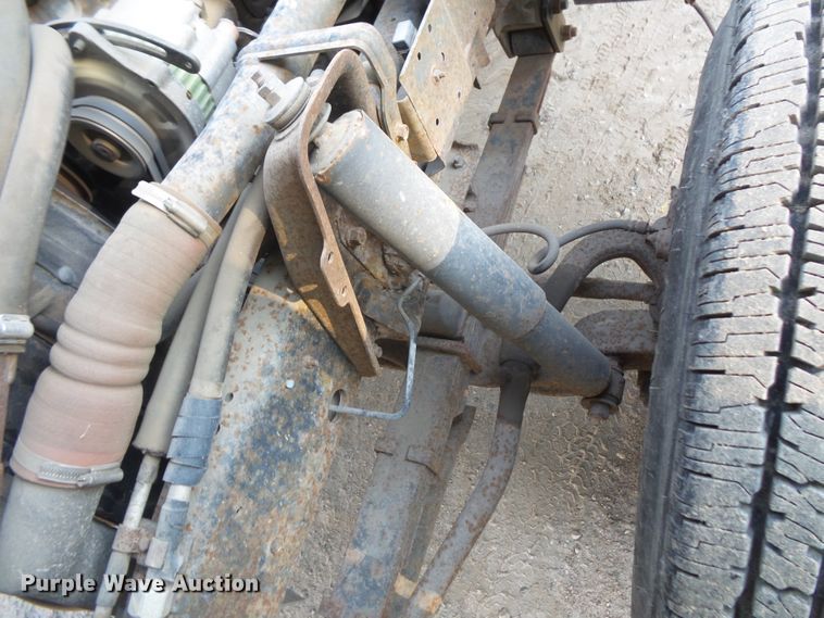 image for item FU9249 1994 Isuzu NPR box truck