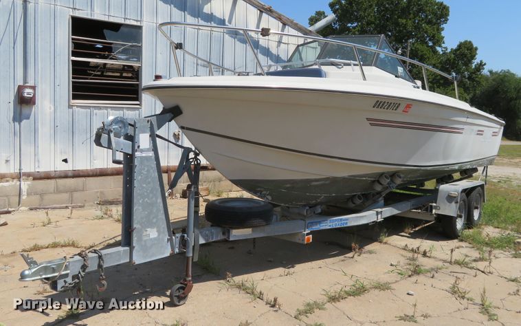 image for item FV9013 1987 Dixie Bluefin 821 boat