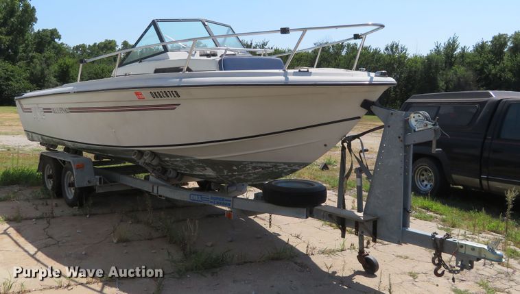 image for item FV9013 1987 Dixie Bluefin 821 boat