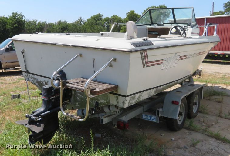 image for item FV9013 1987 Dixie Bluefin 821 boat