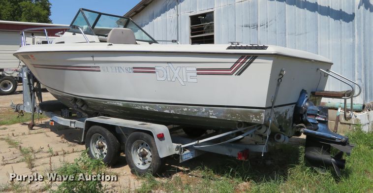 image for item FV9013 1987 Dixie Bluefin 821 boat