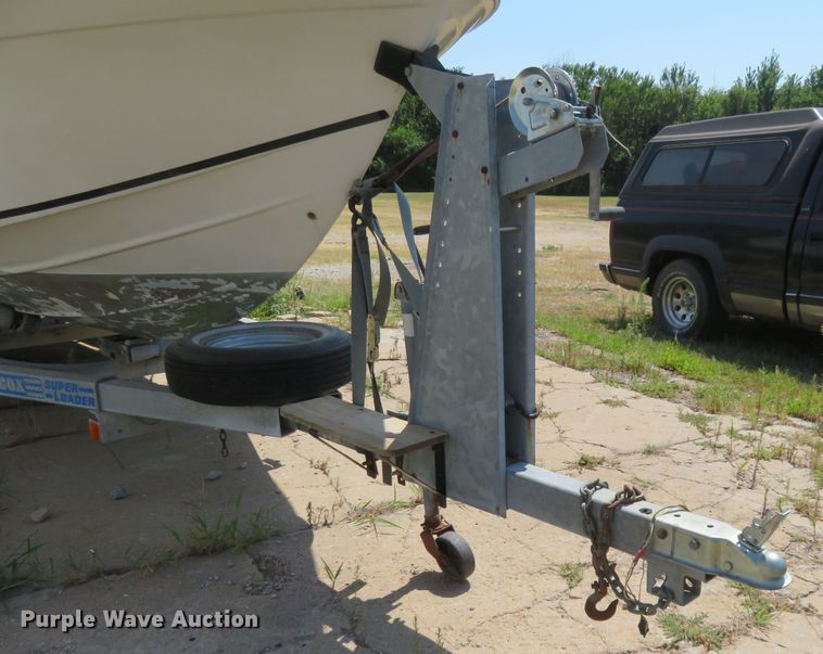 image for item FV9013 1987 Dixie Bluefin 821 boat