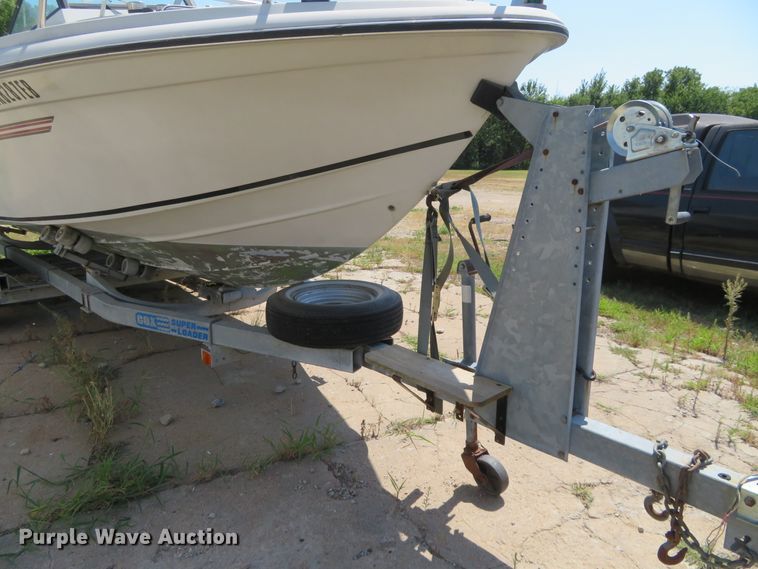 image for item FV9013 1987 Dixie Bluefin 821 boat