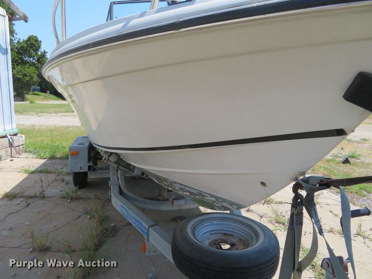 image for item FV9013 1987 Dixie Bluefin 821 boat