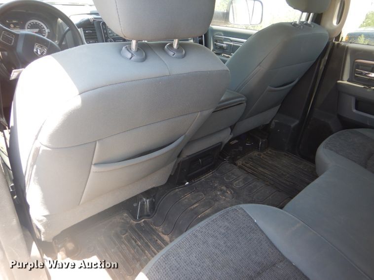 image for item FY9684 2014 Dodge Ram 2500 Crew Cab pickup truck