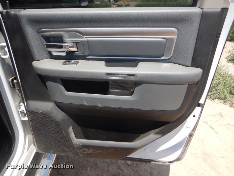 image for item FY9684 2014 Dodge Ram 2500 Crew Cab pickup truck
