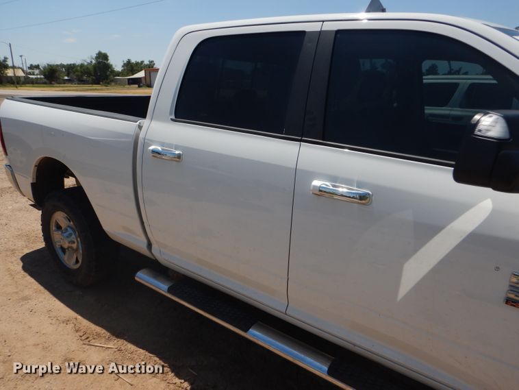 image for item FY9684 2014 Dodge Ram 2500 Crew Cab pickup truck